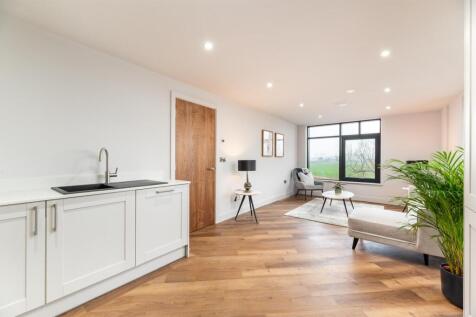 Kitchen to Sitting Room