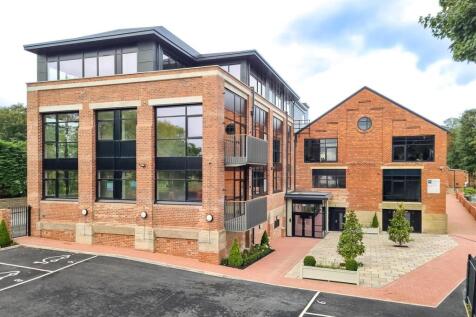 Milthorp Apts Externals