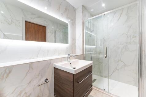 En-Suite To Bedroom 1