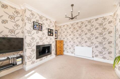 Dining / Living Room