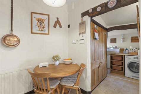 Dining Area To Kitchen