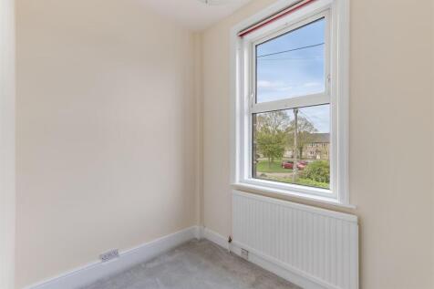 Bedroom 4 / Office