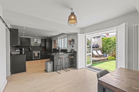 Dining To Kitchen