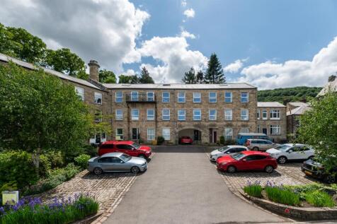 Birdcage Court