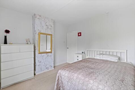 Bedroom1.