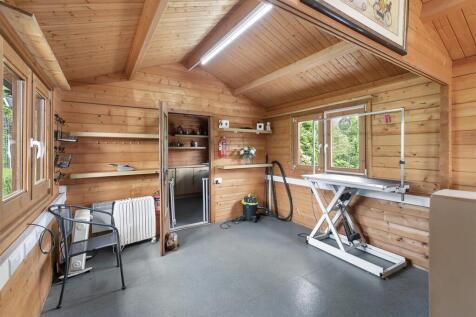 Log Cabin