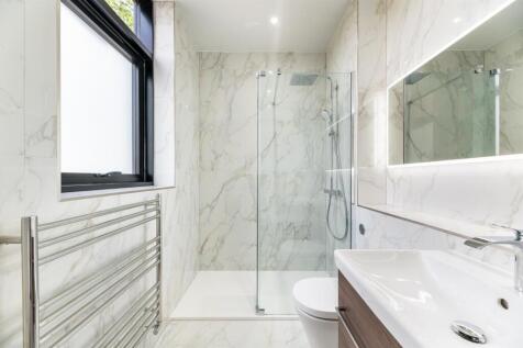 En-Suite To Bedroom 1