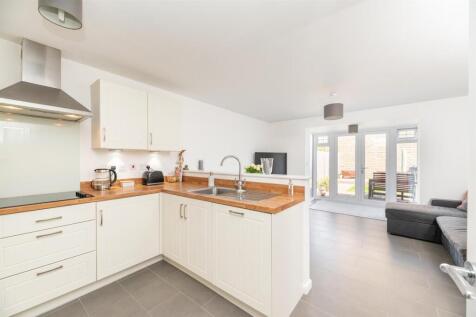 Living &amp; Dining Kitchen