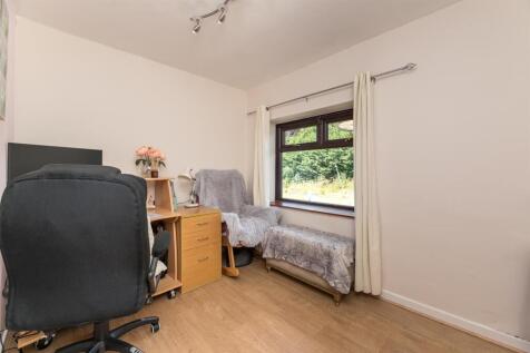 Bedroom Or Study