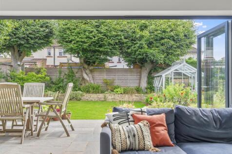 Kitchen To The Garden