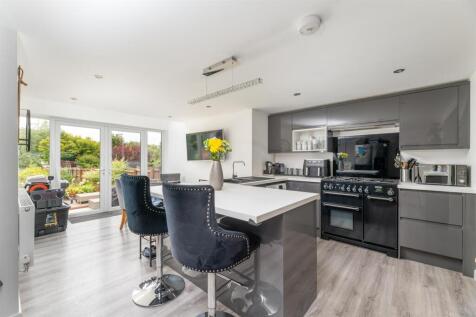 Extended Dining Kitchen