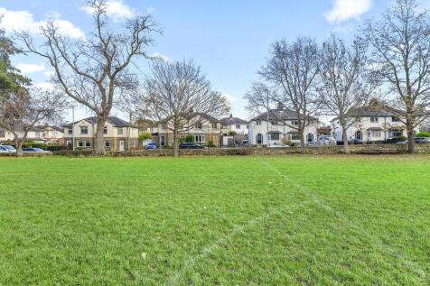 Proximity To Menston Park