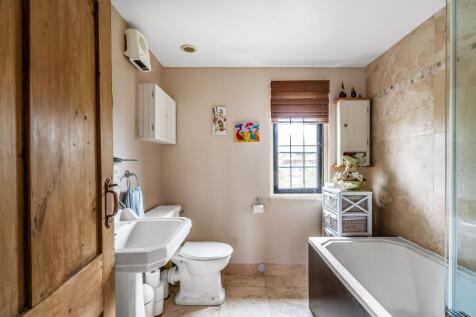 Property Image 24