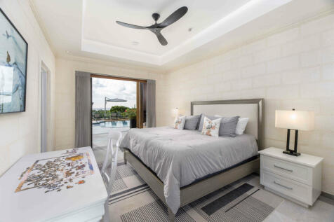 Sunfall, Royal Westm