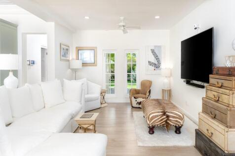 Casa Caoba, Sandy La
