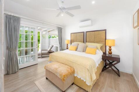Casa Caoba, Sandy La