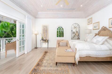 Casa Caoba, Sandy La