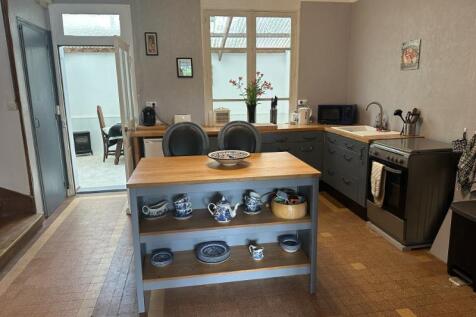 Property Image 6
