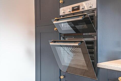 Example Oven