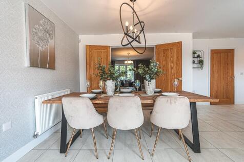 Example Dining