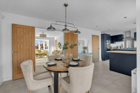 Example Dining 