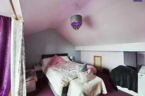 Loft Room 1