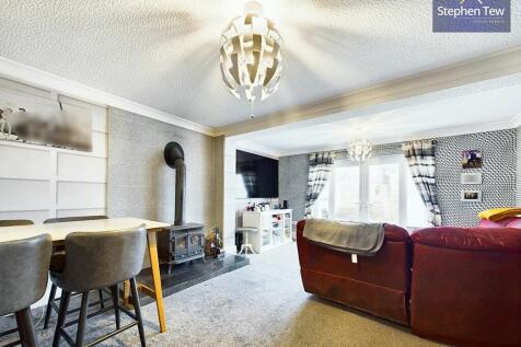 Living / Dining Room