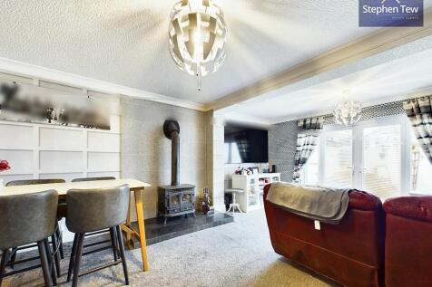 Living / Dining Room
