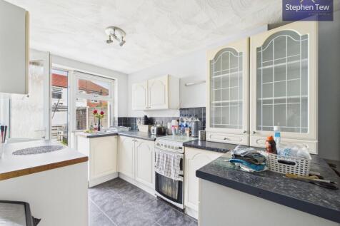 Kitchen/ Dining Room