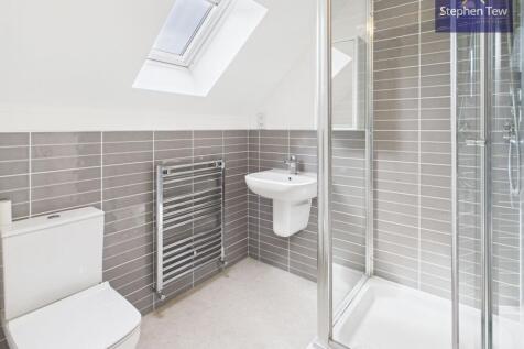 Bedroom 2 En-suite