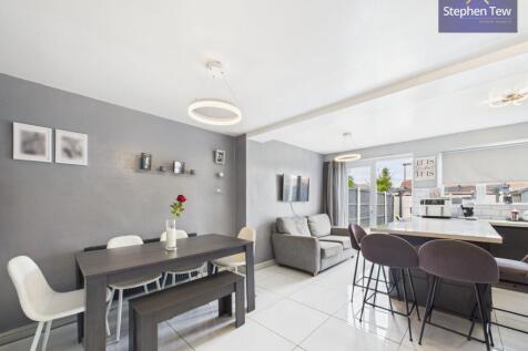 Kitchen/Living Area