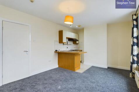 Flat 3 Lounge/ Kitchen