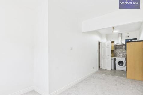 Lounge/Kitchen