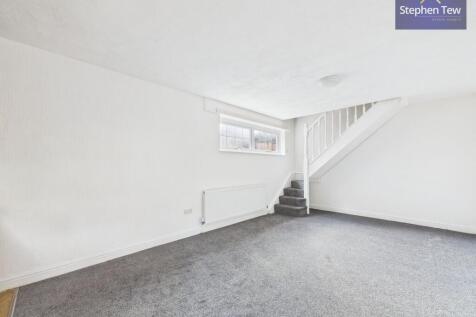 Kitchen / Living Area