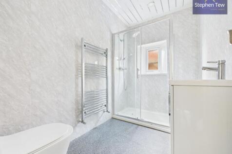 Ground Floor Flat Bathroom