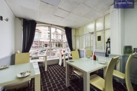 Guest Reception/Dining Room/Bar