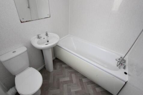 Family Bathroom WC S