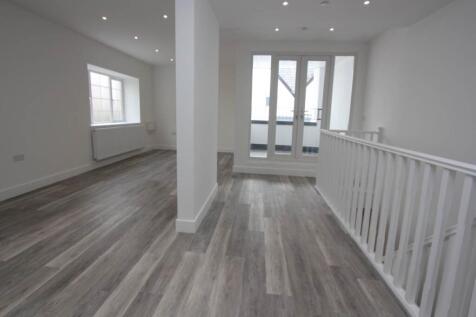 Open Plan Living Spa