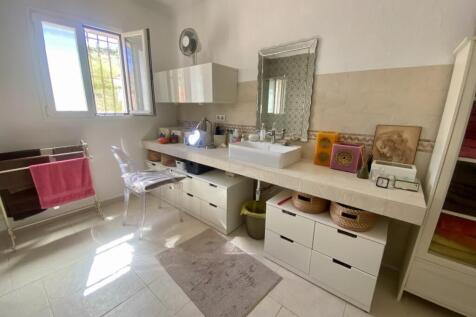 Property Image 42