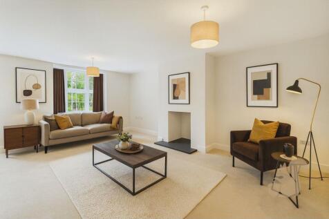 Lounge - Hunters Grove.jpg