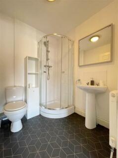 Master En-Suite