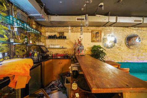 61 Stoke Newington High Street - kPcA8ZgqR66joReTE