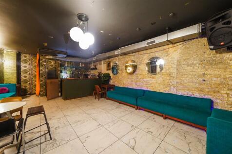 61 Stoke Newington High Street - QHXSjGpLusCDS0ggi