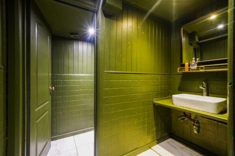 61 Stoke Newington High Street - gvMzBRSTg2vTTdoUi