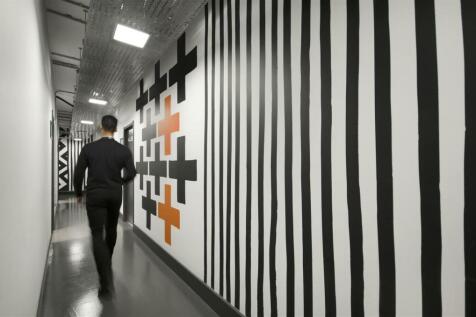 NH4thfloorcorridor.jpg