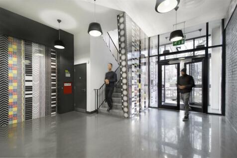 NHfoyer01.jpg