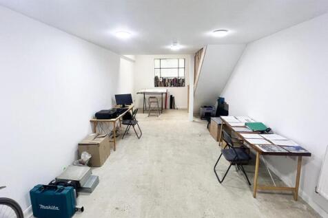 Studio 3 4.jpg