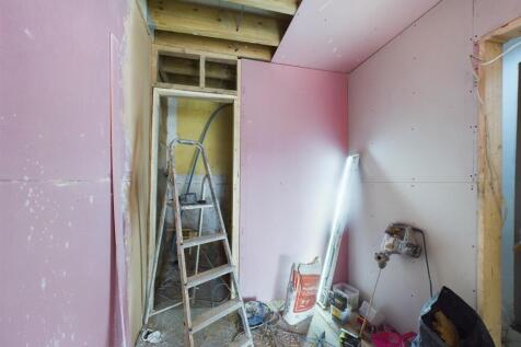CAM04237G0-PR0094-STILL005.jpg