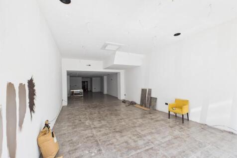 CAM04237G0-PR0161-STILL003.jpg