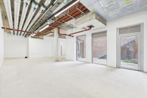 CAM04237G0-PR0185-STILL004.jpg